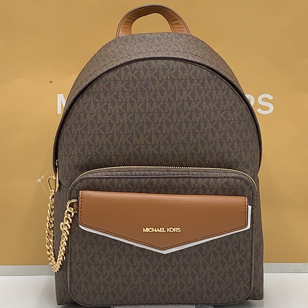 MICHAEL KORS BROWN SIGNATURE COLOR
Maisie Medium Pebbled Leather 2in-1 BackpacK - Picture 3 of 16